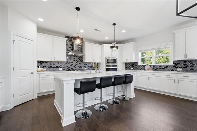 Building Photo - 4440 Kendall Pointe Dr