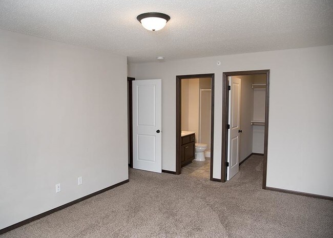 Building Photo - 1828 139th Ave N Andover, MN 55304