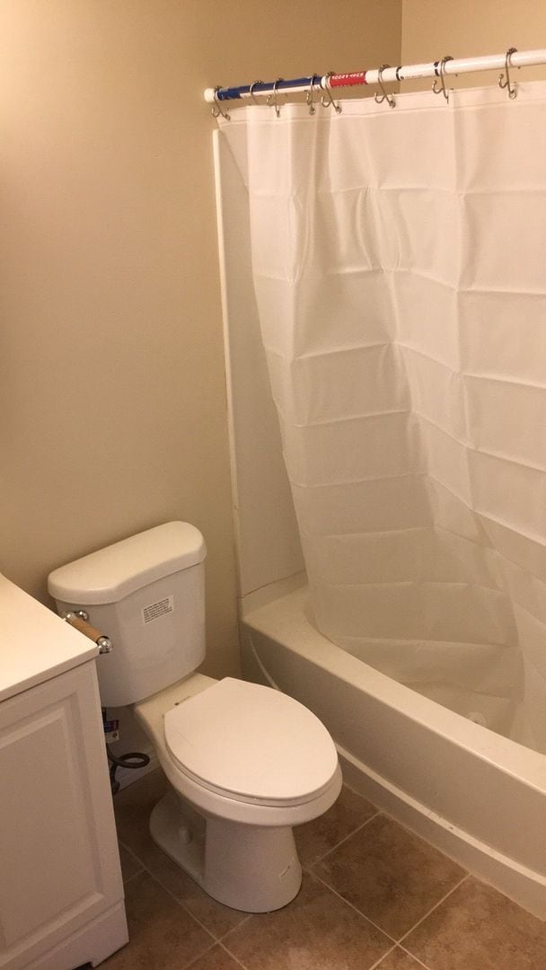 Building Photo - Cozy West Jordan Home with attached 2 car garage