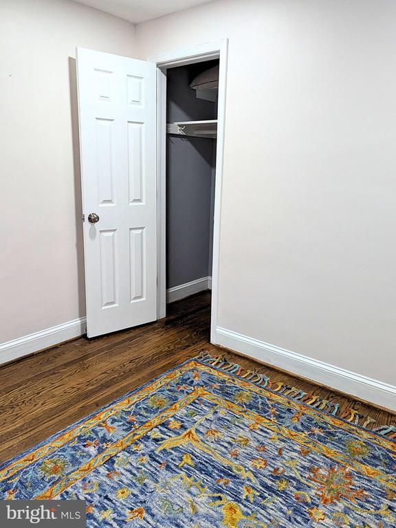 Building Photo - 200 Mohican Dr