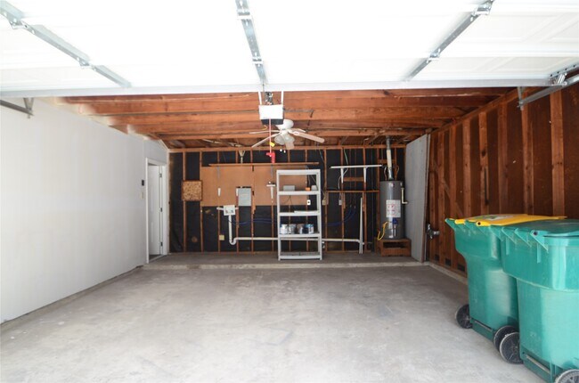 Building Photo - 76 S Wavy Oak Cir