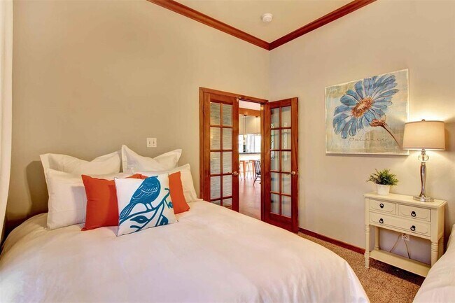 Building Photo - 2208 Trailside Dr