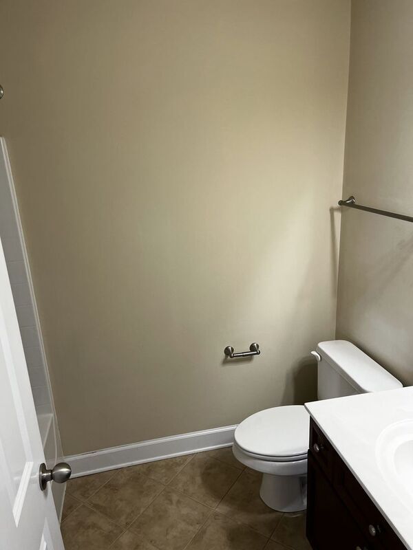 Building Photo - 7517 Lords Chapel Dr
