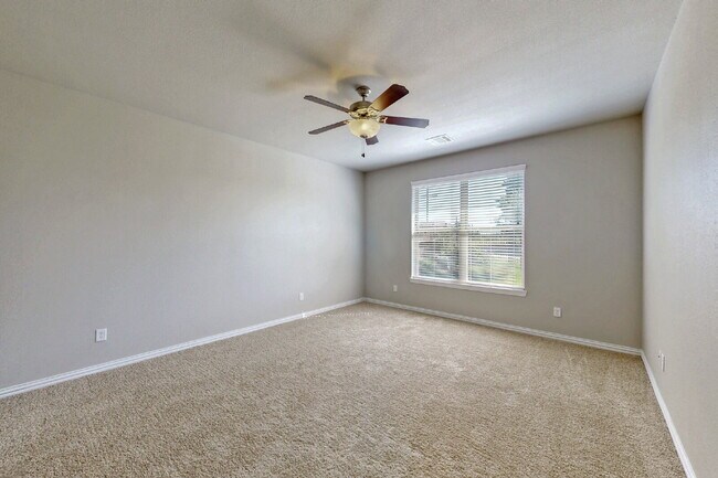 Building Photo - 6346 Spartan Dr
