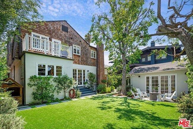 Building Photo - 379 N Ridgewood Pl