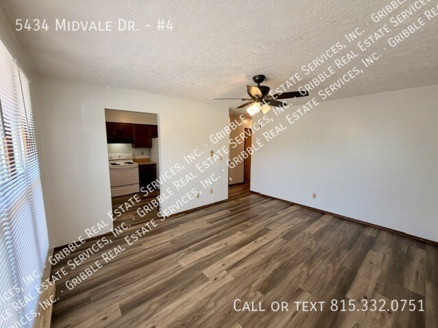 Building Photo - 5434 Midvale Dr