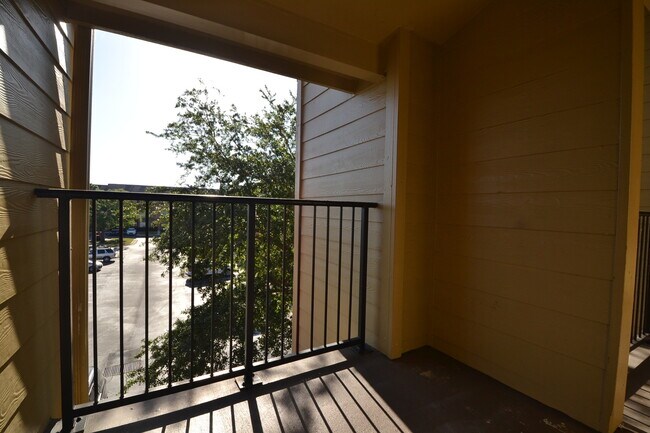 Building Photo - 2216 Grand Cayman Ct