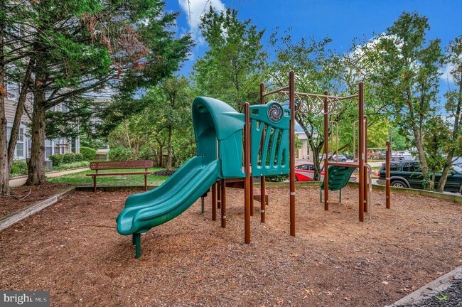 Building Photo - 8167 Cockburn Ct