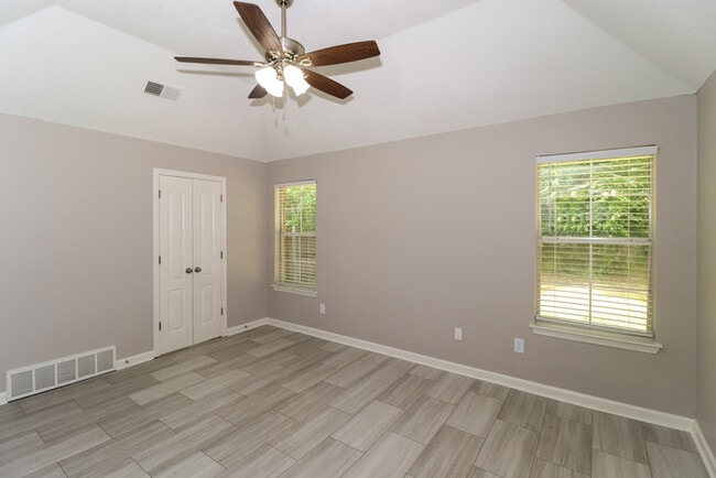 Building Photo - 1413 Marhill Cove