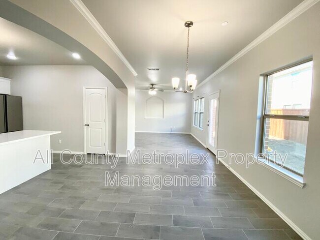 Building Photo - 4723 Amal Saleh Dr