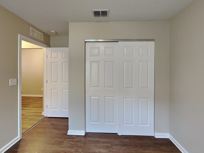 Building Photo - 7063 Camfield Landing Dr
