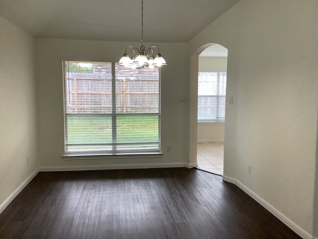 Building Photo - 3709 Breckenridge Dr