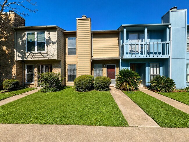 Building Photo - 11685 Alief Clodine Rd