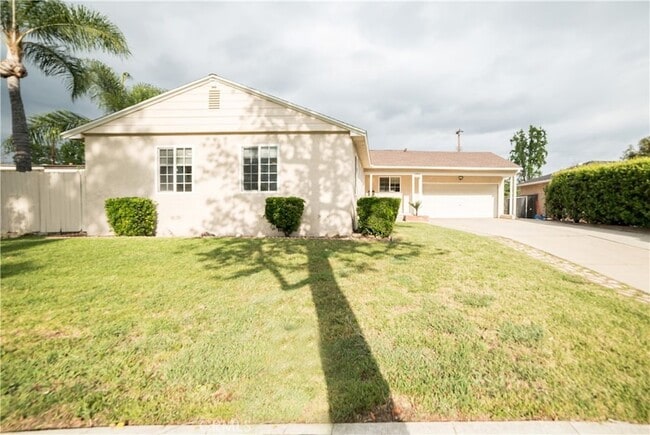 Building Photo - 2958 Gramercy St