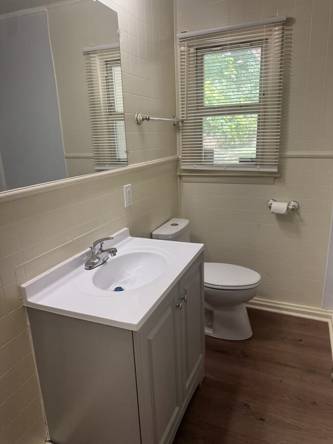 Building Photo - 507 Overbrook Dr