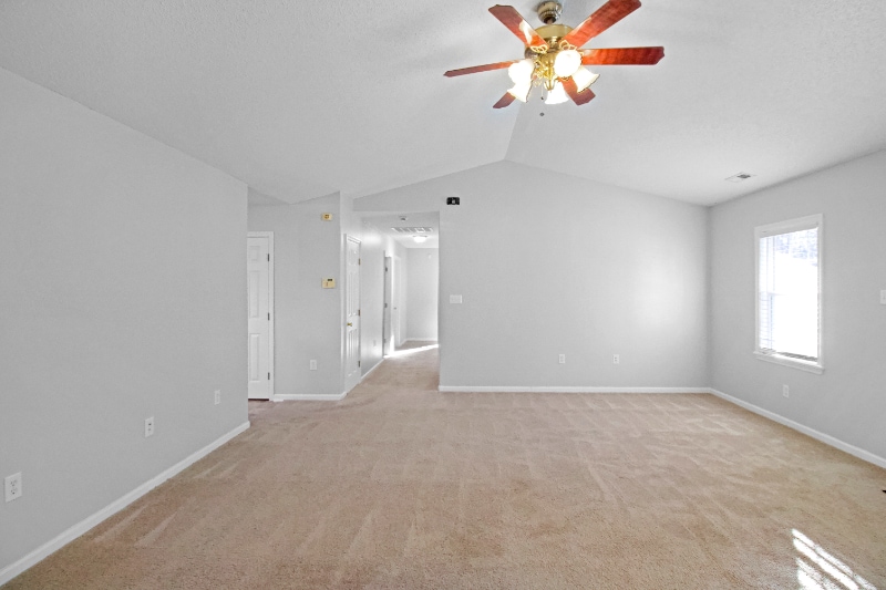 Building Photo - 405 NC-172