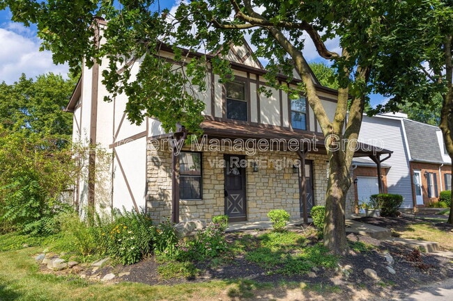 Building Photo - 1094 Farmlane Dr