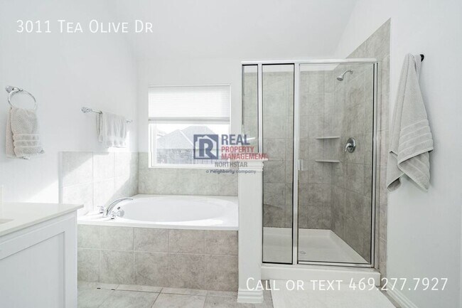 Building Photo - 3011 Tea Olive Dr