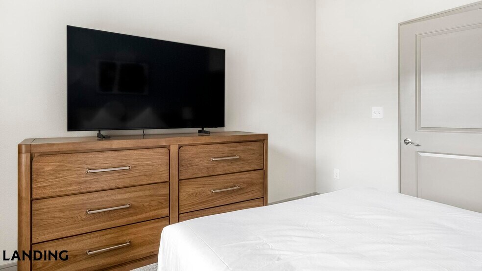 Building Photo - 18021 Kingsland Blvd