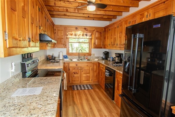 Building Photo - 328 Sharp Top Cir