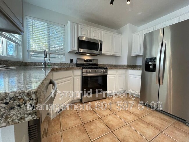 Building Photo - 4111 W 9580 S