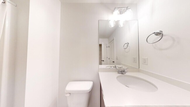 Building Photo - 138 Northern Flicker Dr