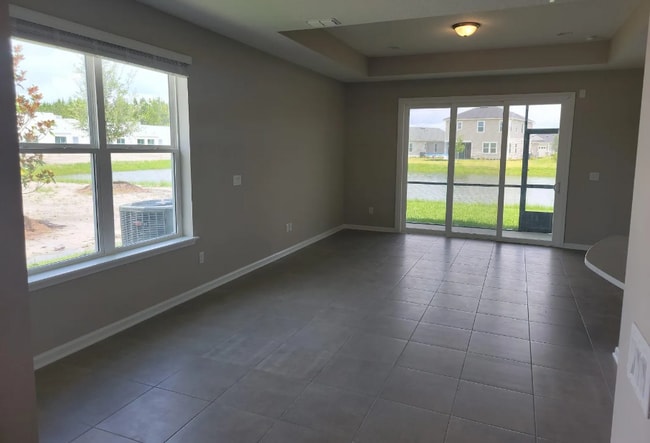 Building Photo - 808 Cherry Elm Dr