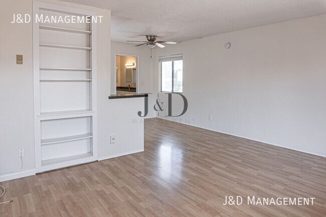 Building Photo - 4077 Utah St