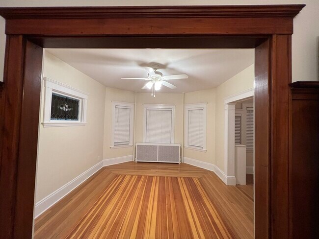 Building Photo - 67 Commonwealth Rd