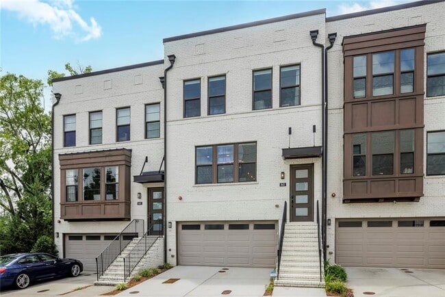 Primary Photo - 842 Stonehill Ln