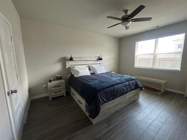 Building Photo - 2547 Steelhead Dr