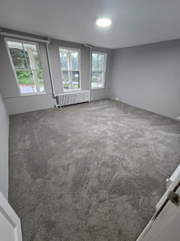 Building Photo - 76 E Litchfield Rd S