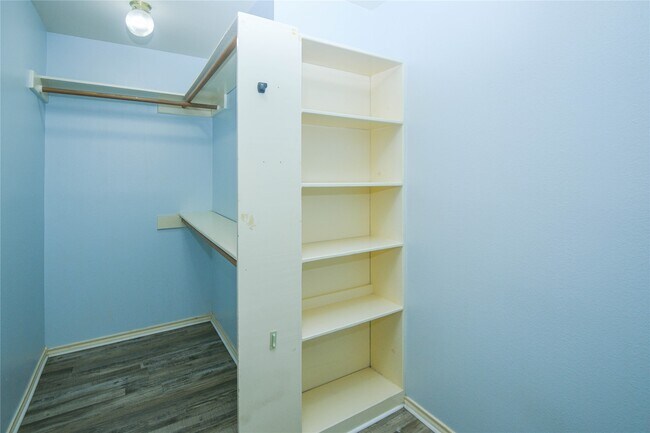 Building Photo - 17902 Autumn Hills Dr