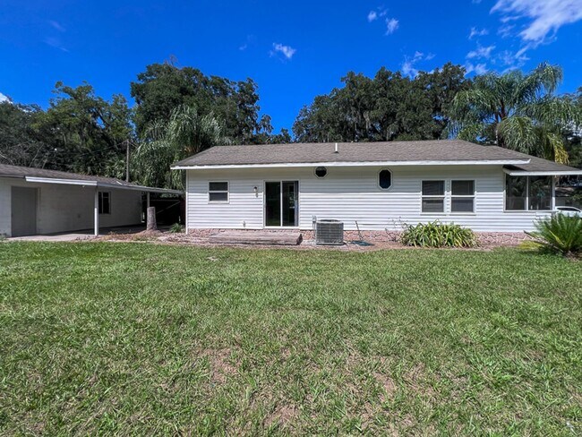 Building Photo - Pet Friendly 2BR/2BA + Flex Space on Doubl...