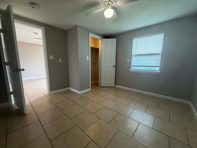 Building Photo - 5511 Avenue N 1/2 Rear