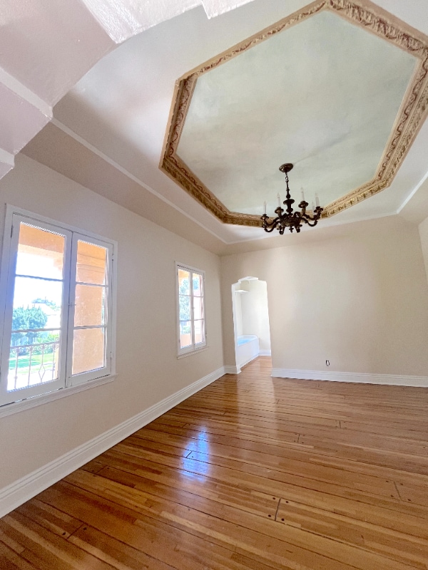 Building Photo - 223 S Gale Dr