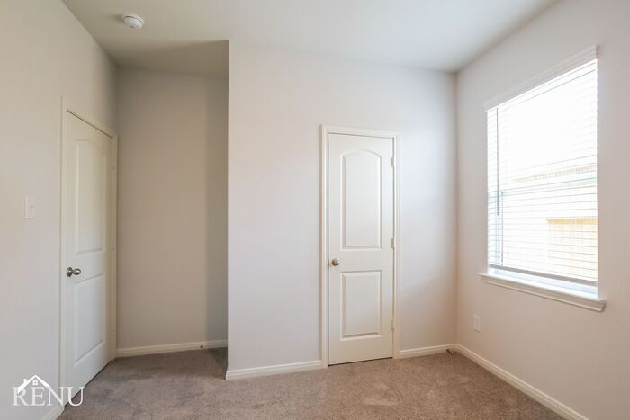 Building Photo - 10475 Red Cardinal Dr