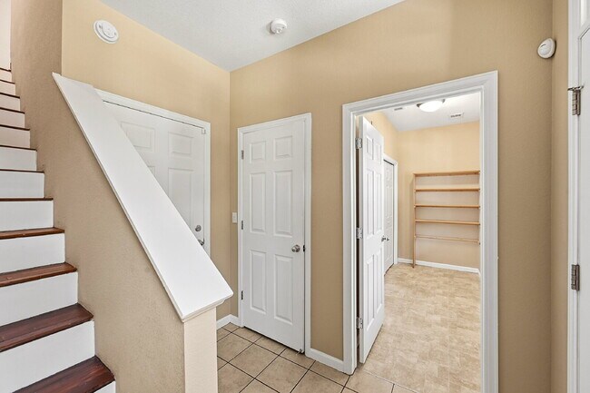 Building Photo - $2,640.95 -  3 Bed, 2.5 Bath Townhome in Denver with Attached Garage and Central AC!