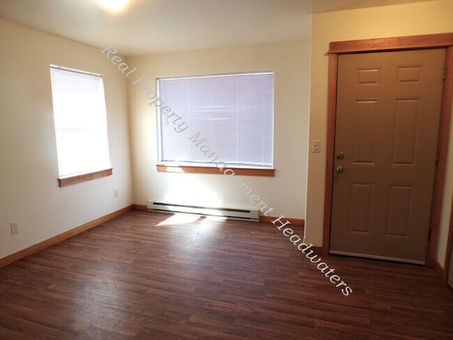 Building Photo - 2153 Gold Ave