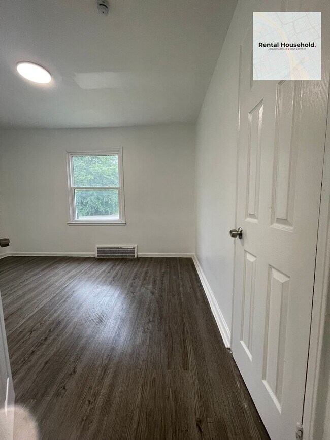 Building Photo - Recently Updated 3 Bedroom Single Family Home-Move-In Ready!!!