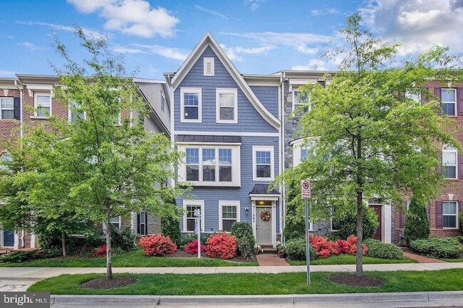 Building Photo - 11882 Country Squire Way