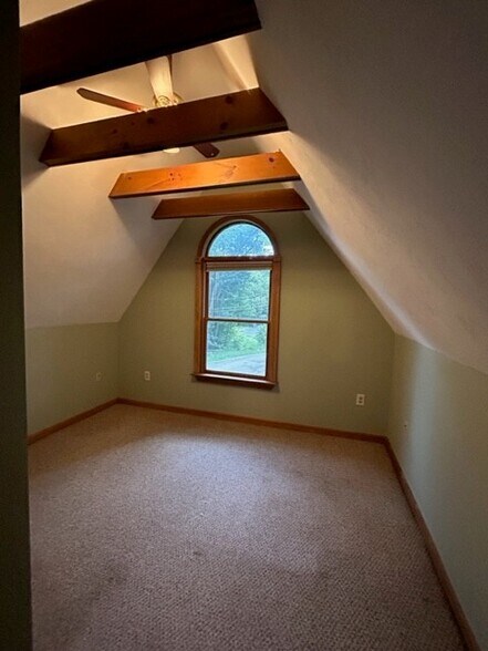 Building Photo - 30 Veterans Ave