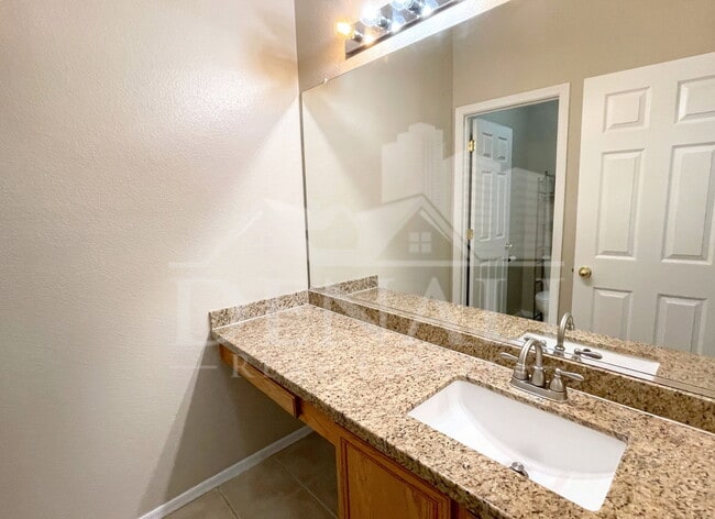 Building Photo - 8355 W Mary Ann Dr