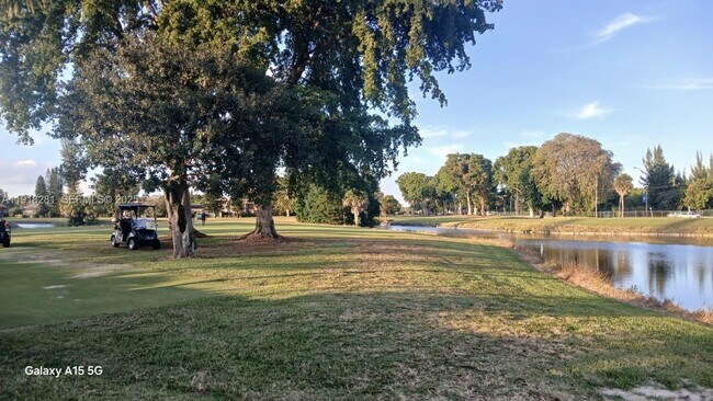 Building Photo - 3851 Estepona Ave