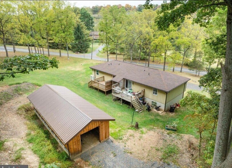 Building Photo - 1001 Ellman Ln