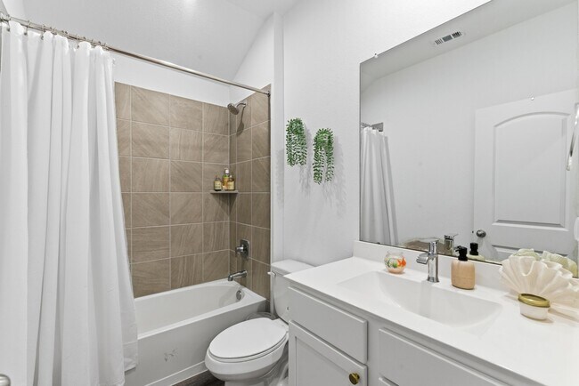 Building Photo - 322 Coral Drift Ct