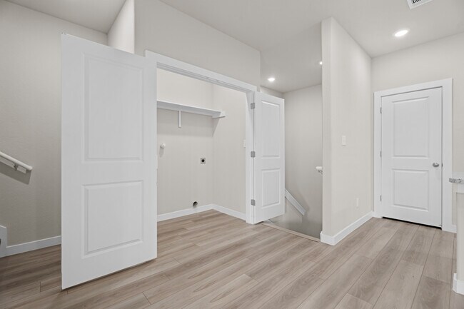 Building Photo - 21543 Sir Walter Ln