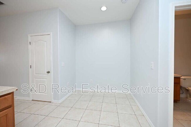 Building Photo - 4219 Winding Vine Dr