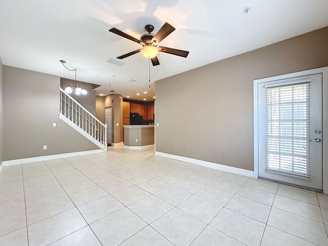 Building Photo - LUXURY 3 Bedroom / 2 Bath Townhome in a ga...