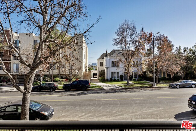 Building Photo - 1515 S Beverly Dr